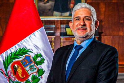 Alfredo Martín Luna Briceño juró como ministro de Cultura del Perú.